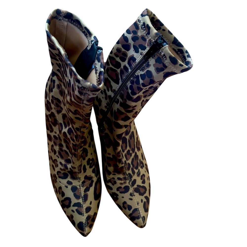 Mix No. 6 Leopard Print Ankle Boots Size 7‎